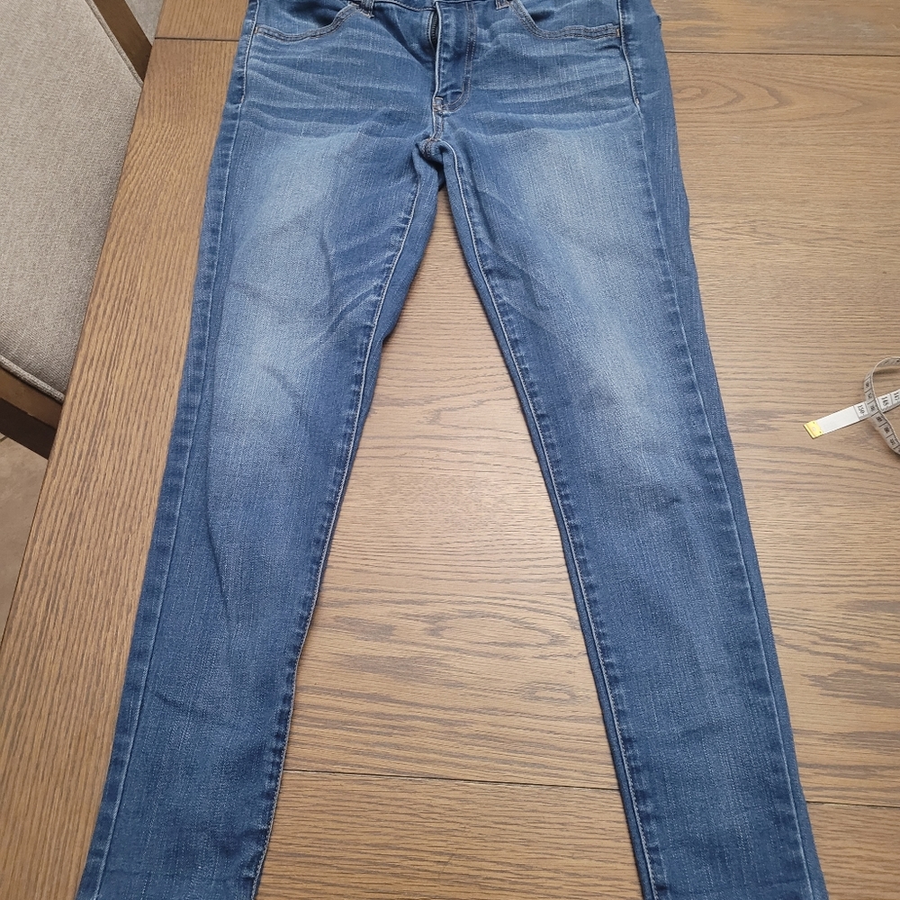 American Eagle Super Stretch Jeggings size 6